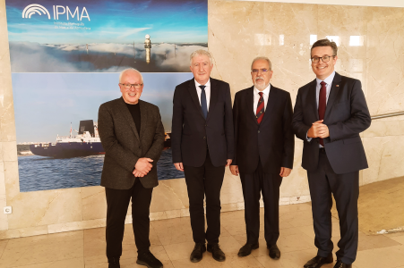Dr. Paul Connolly, Marine Institute CEO, Dr Jorge Miguel Alberto de Miranda, IPMA, José Maria Costa, Portuguese Secretary of State for Maritime Affairs and Ralph Victory, Irish Ambassador to Portugal, attended the signing ceremony.