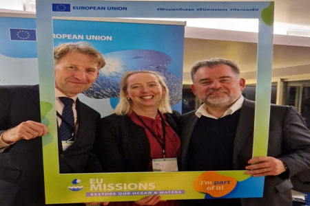 The Marine Institute have endorsed the Mission Ocean Charter. Photo with Kestutis Sadauskas, Deputy Director-General, DG Maritime Affairs and Fisheries, European Commission and Mission Manager, Fiona Grant, Marine Institute and John Bell, Director of Healthy Planet, DG Research and Innovation, European Commission and Deputy Mission Manager.